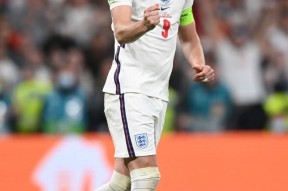 华体会网址-热刺绝杀AC米兰，凯恩乌龙送礼法甲