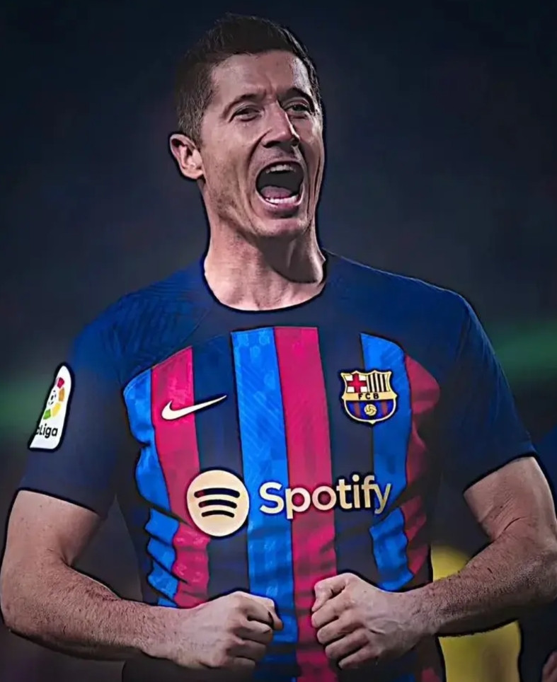 华体会下载-巴萨轻取那不勒斯，梅西补时绝平英超  第1张