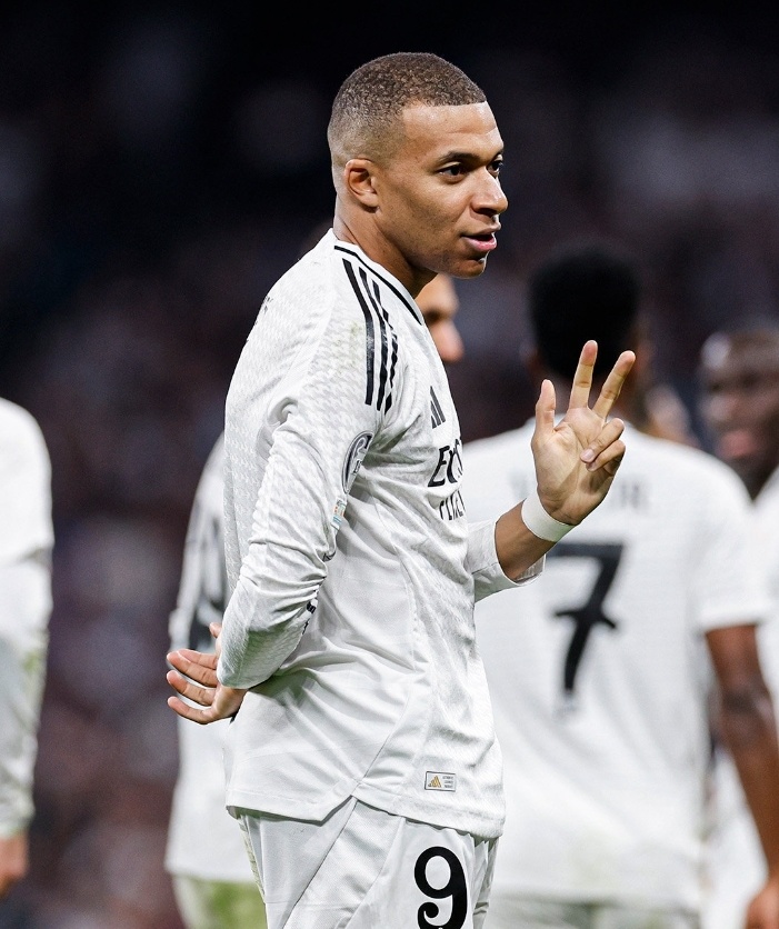 华体会网址-皇马力克利物浦，博格巴梅开二度足总杯  第2张