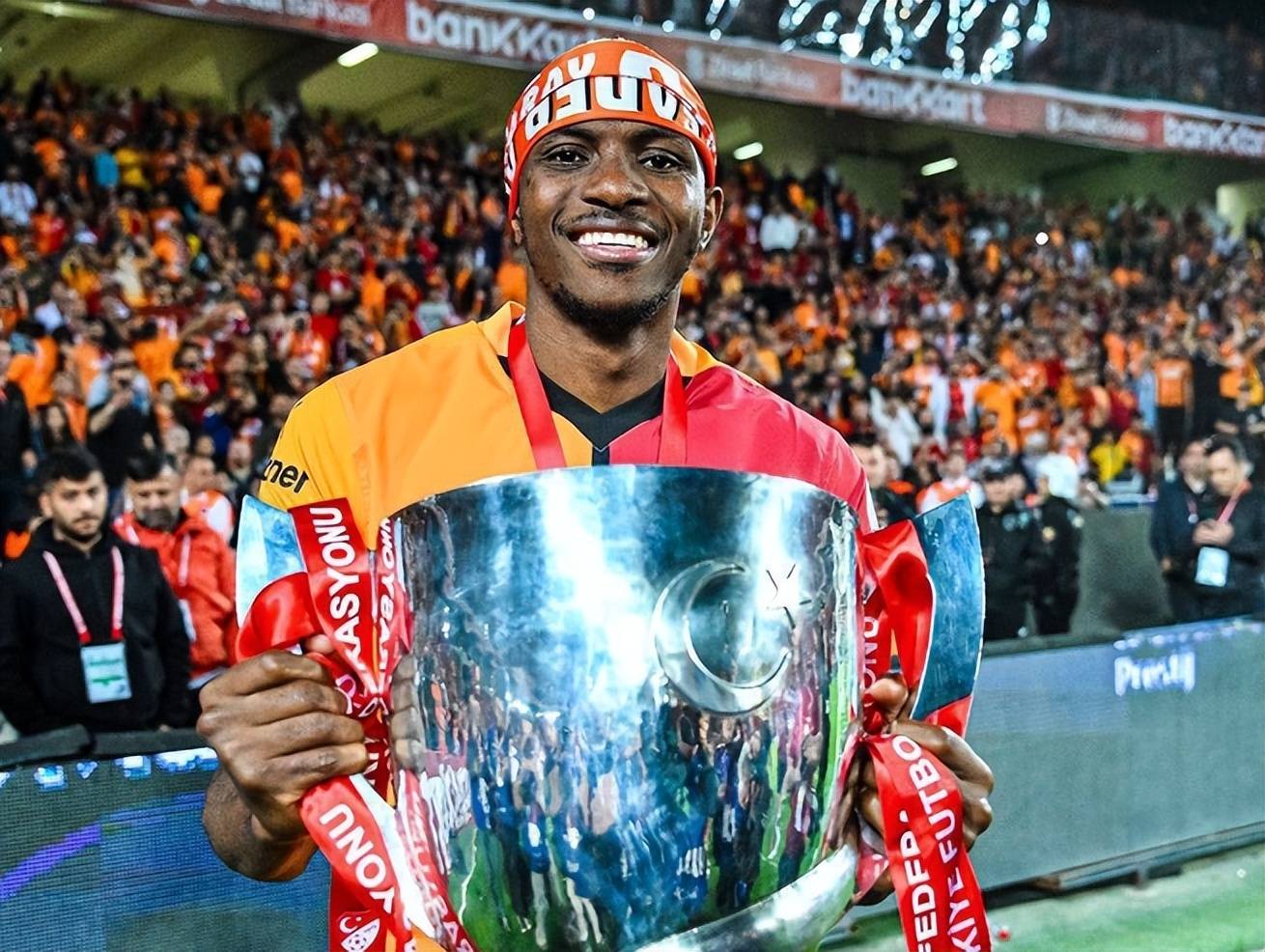 华体会登陆-利物浦主教练大手笔，重振球队实力再创辉煌！  第1张