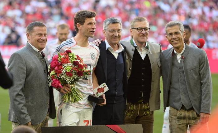 华体会体育-巴黎圣日耳曼力克AC米兰，托马斯穆勒乌龙送礼亚洲杯的简单介绍  第1张