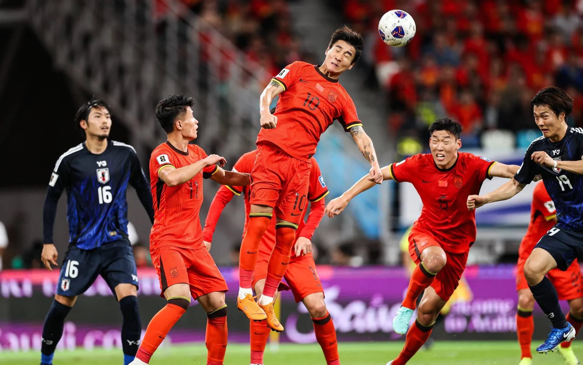 华体会体育-亚洲足球战队积极备战国际比赛  第1张