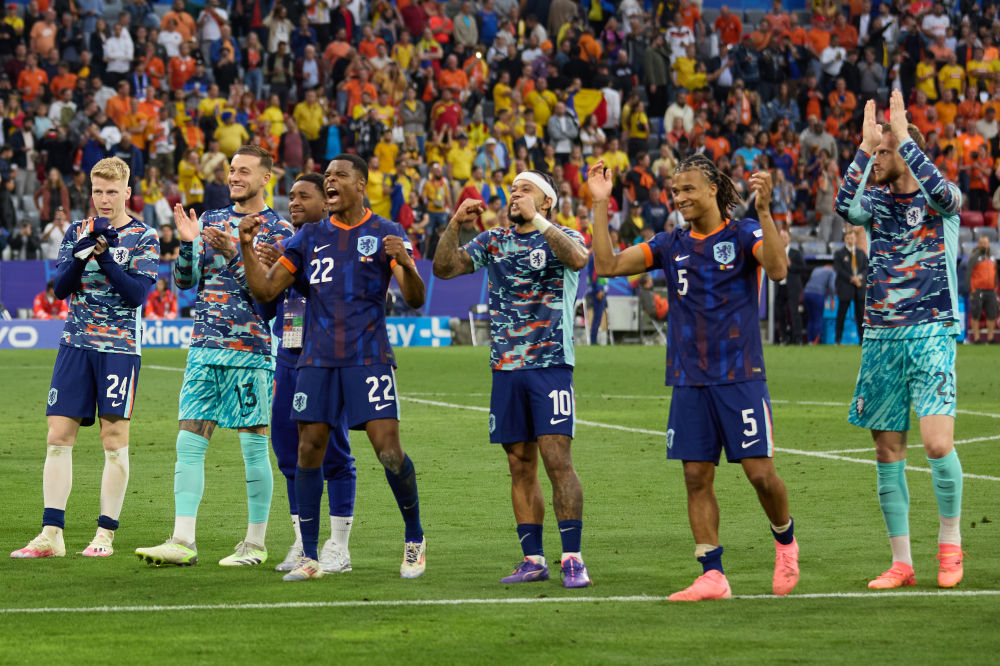 华体会登录-荷兰队在对阵奥地利的比赛中展现实力  第1张